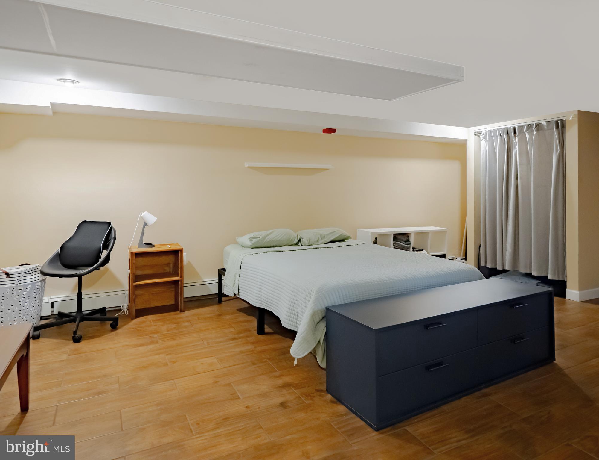 WASHINGTON SQ WEST - Residential