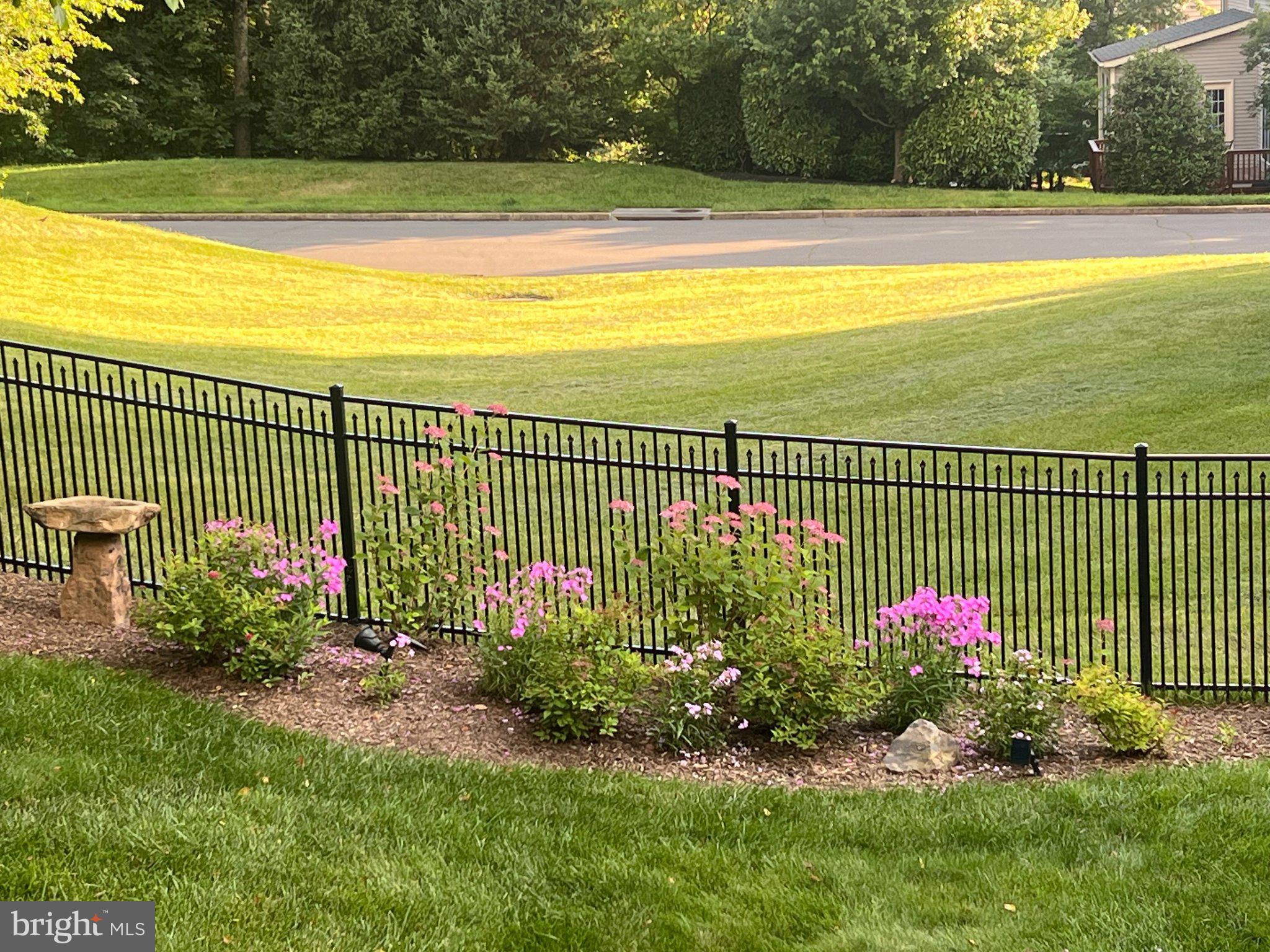 BELMONT GLEN - Residential