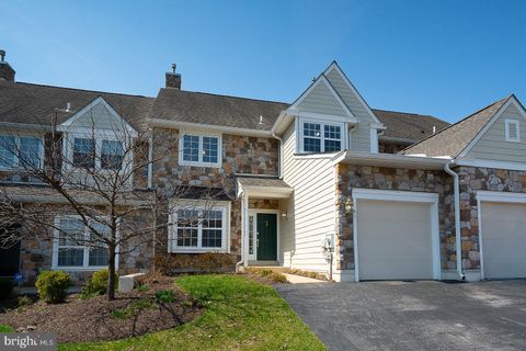 41 OVERLOOK CIRCLE 41 BERWYN PA 19312