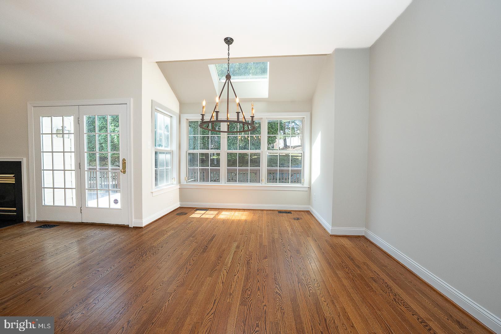 DAYLESFORD LAKE - Residential