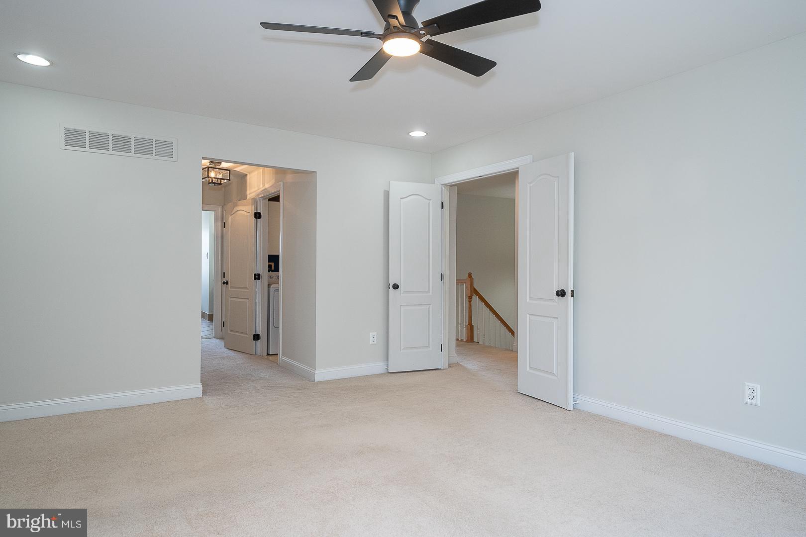 DAYLESFORD LAKE - Residential