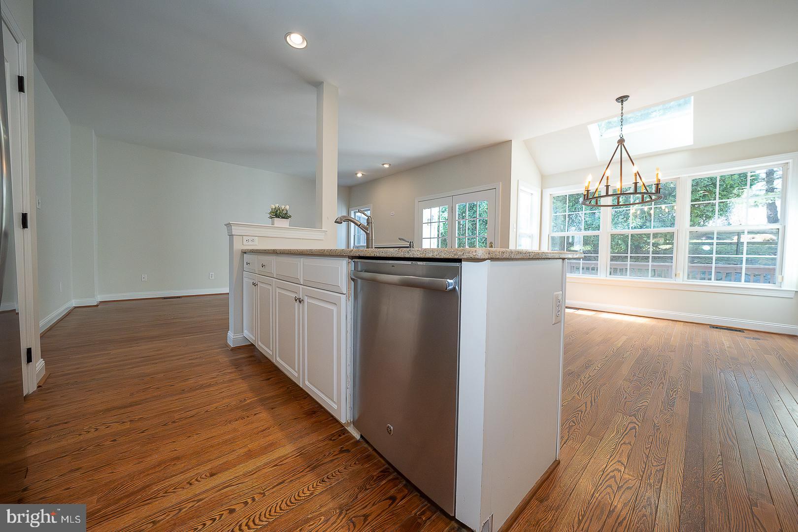 DAYLESFORD LAKE - Residential