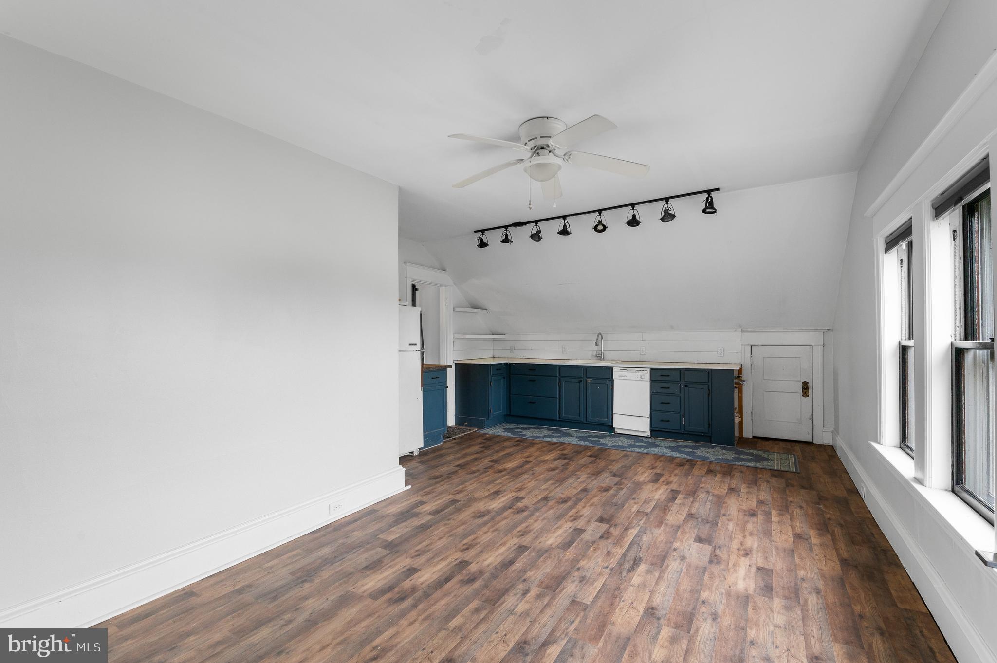 DREXEL HILL - Residential