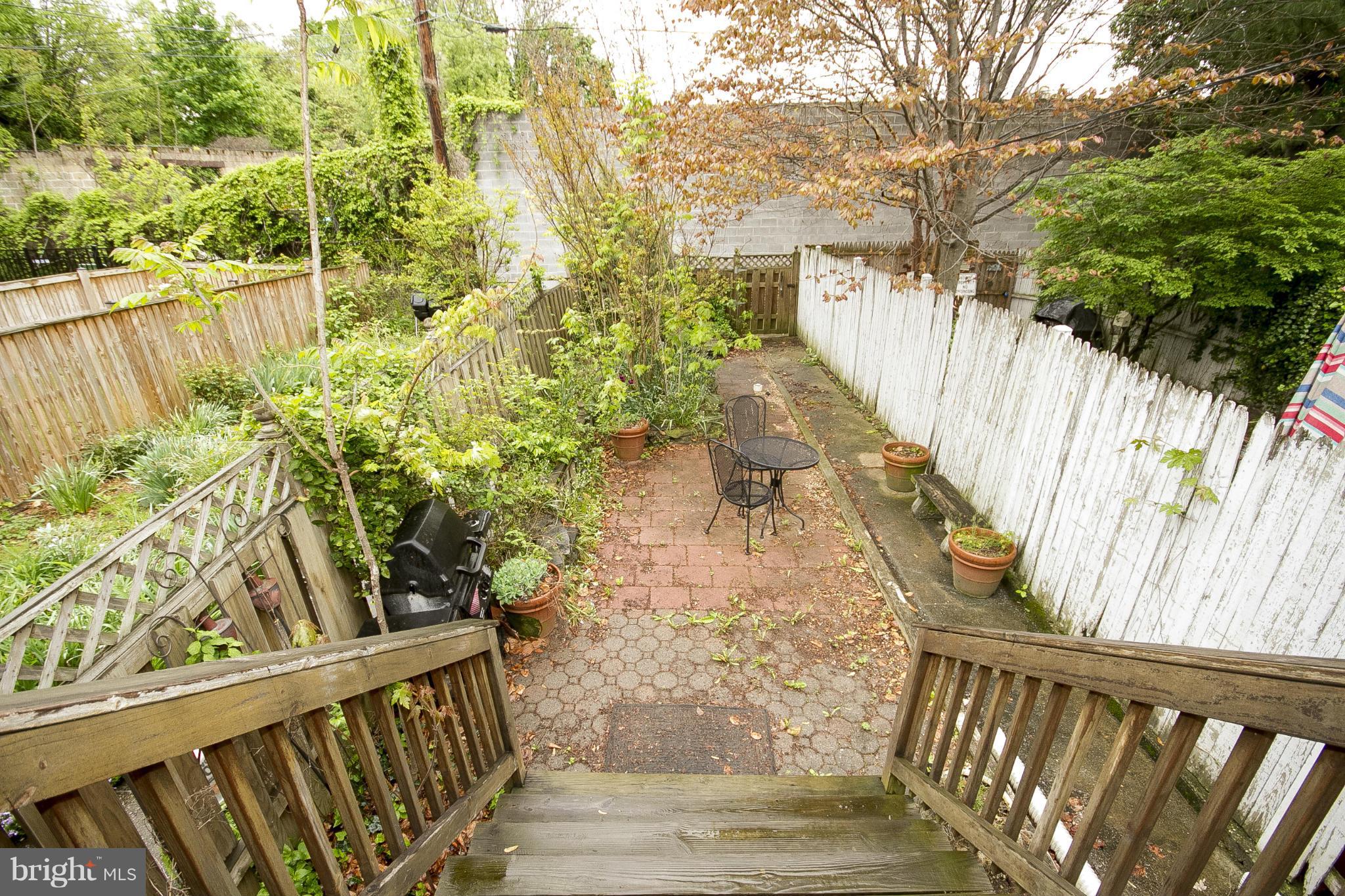 CHARLES VILLAGE - Residential