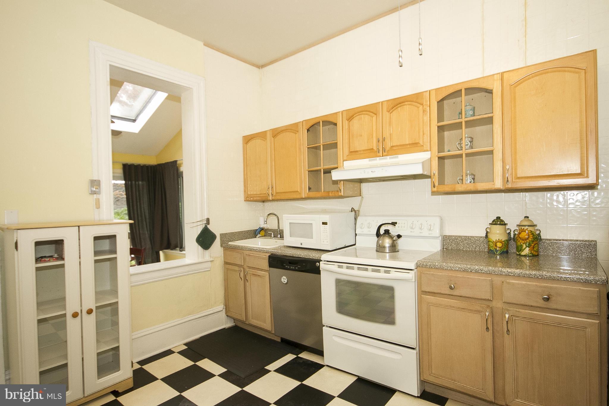 CHARLES VILLAGE - Residential