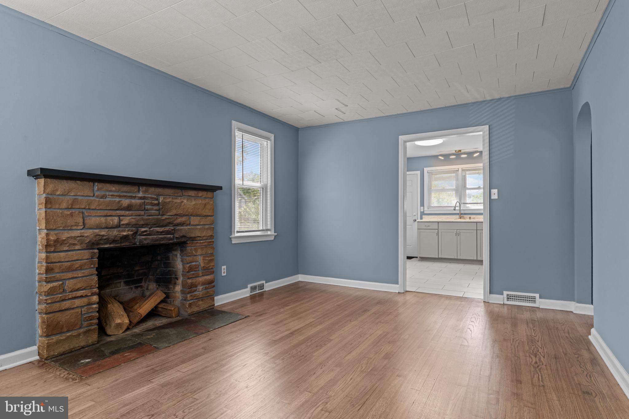 528 S FAIRVIEW STREET