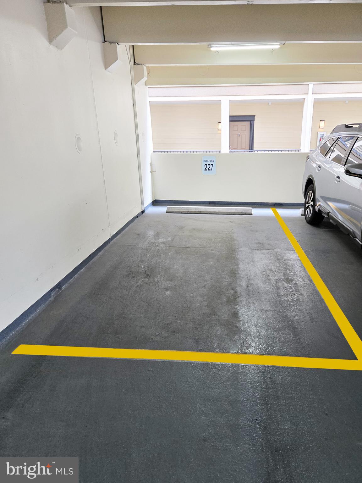 WHITE FLINT STATION - Residential Lease