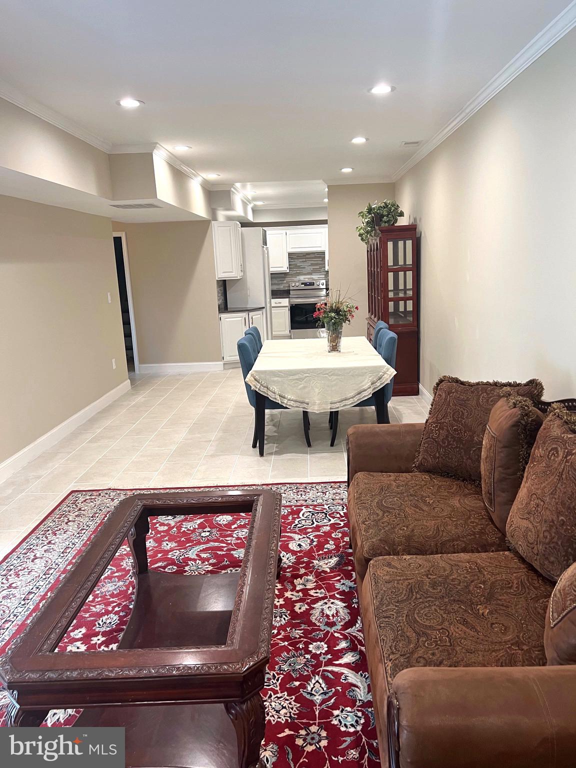 KEYSTONE ESTATES - Residential Lease