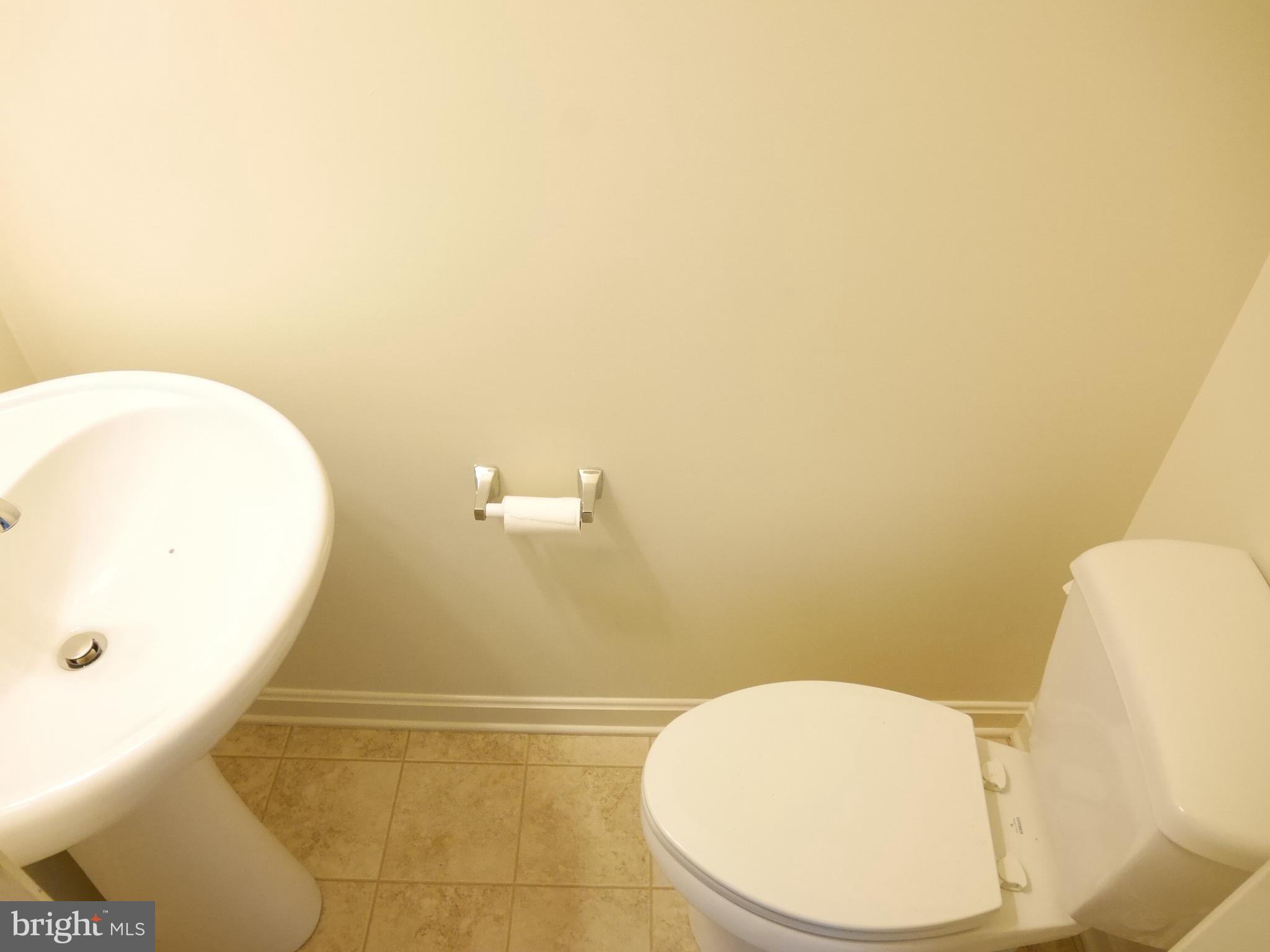 RENAISSANCE SQUARE - Residential