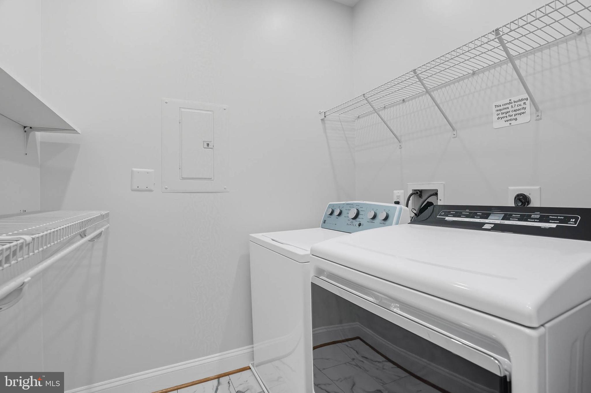 RIVER HILL - Residential Lease