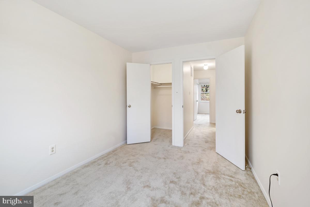 DREXEL WOODS - Residential Lease