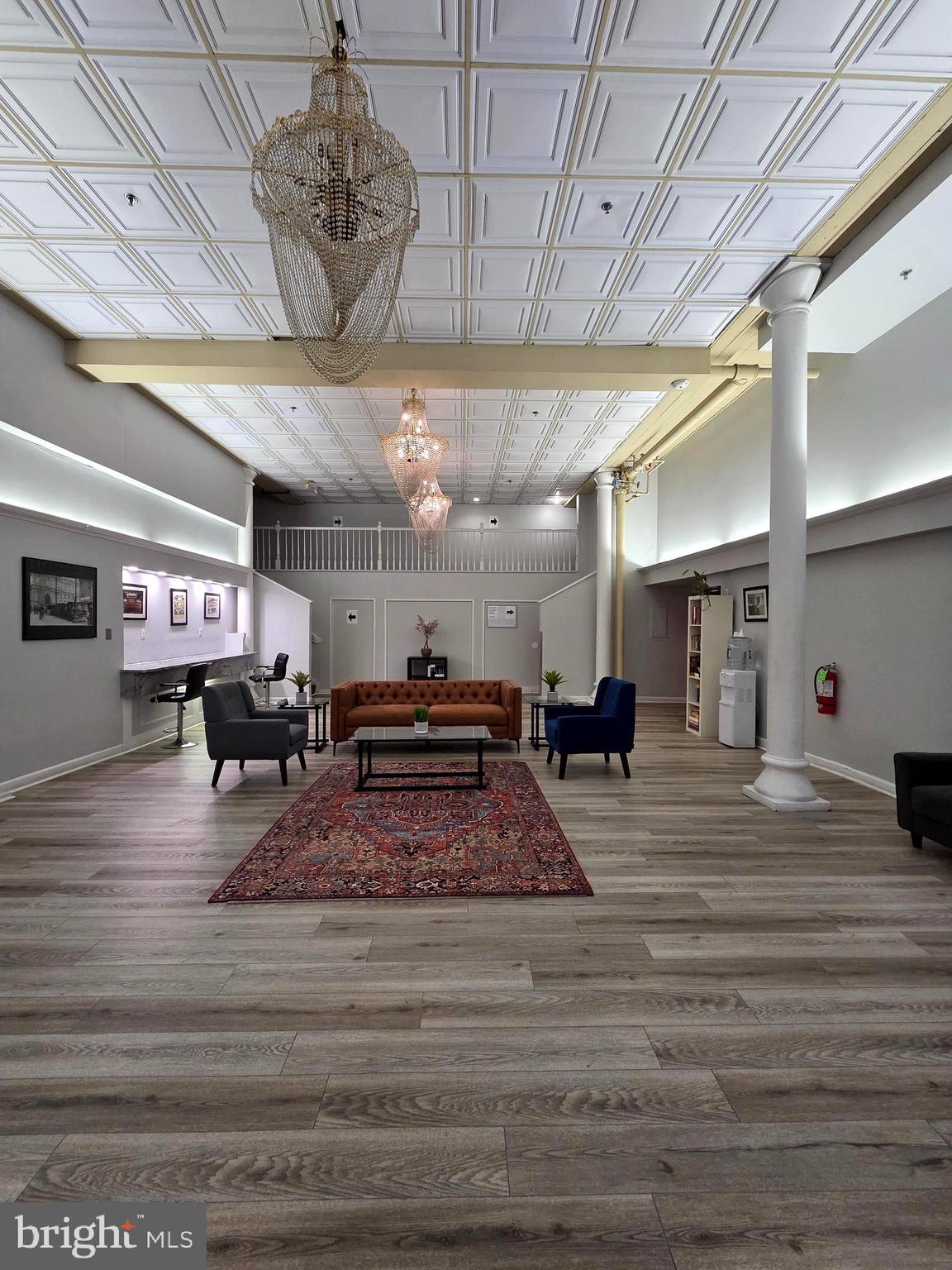 1010 RACE STREET 00 8H