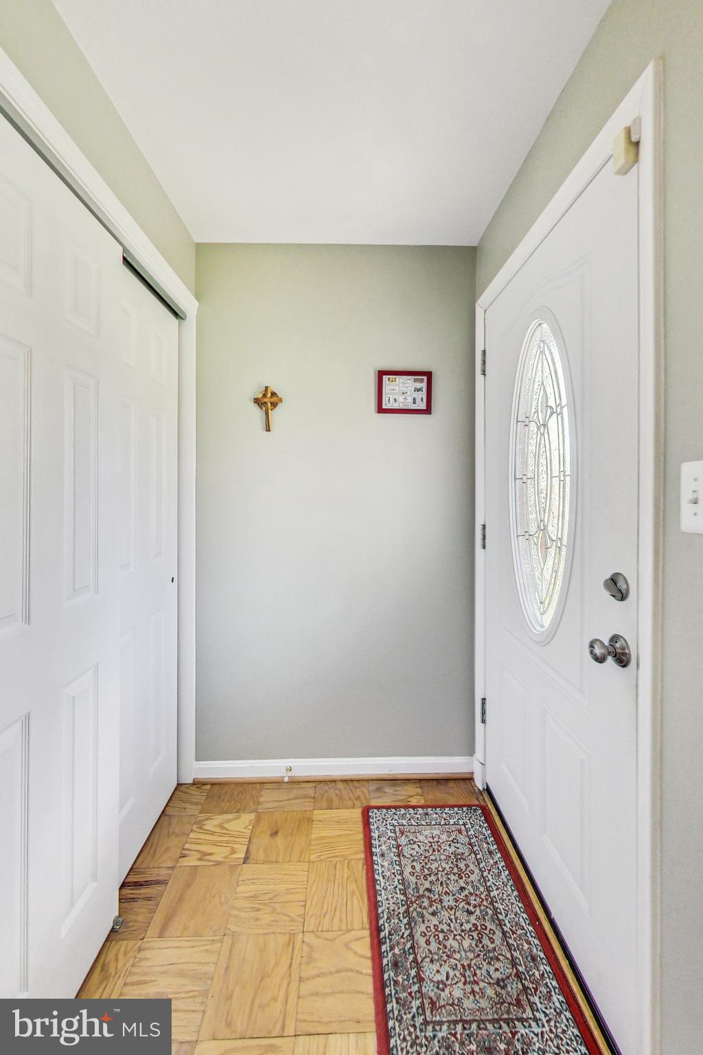 BROYHILLS MCLEAN ESTATES - Residential