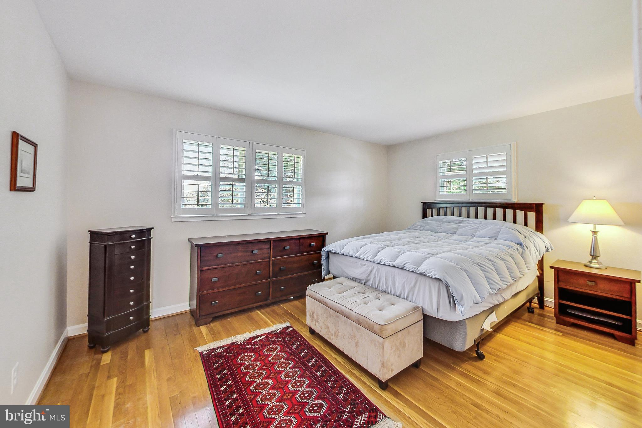 BROYHILLS MCLEAN ESTATES - Residential