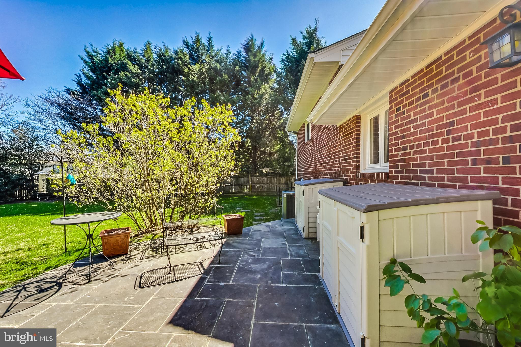 BROYHILLS MCLEAN ESTATES - Residential