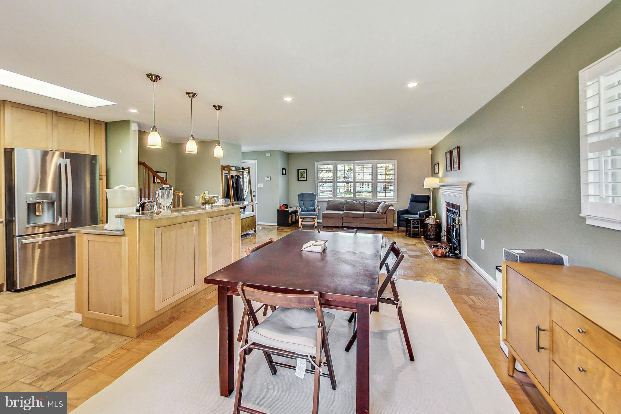 BROYHILLS MCLEAN ESTATES - Residential