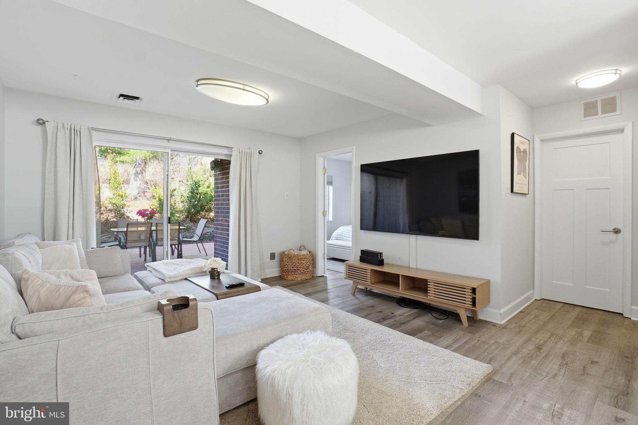 HILLCREST CLUSTER - Residential