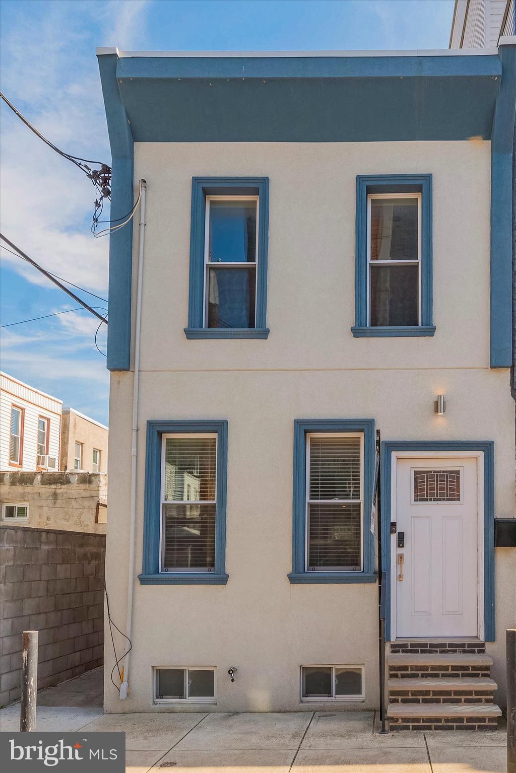 POINT BREEZE - Residential