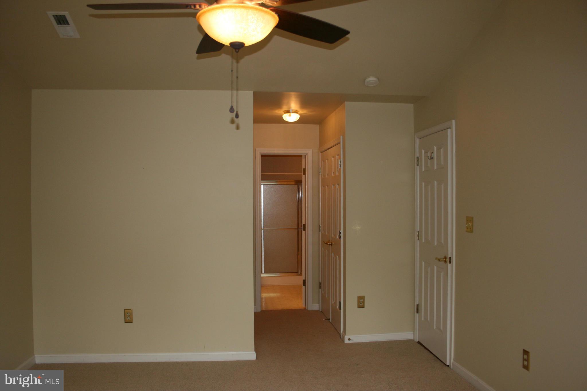 FOX POINT - Residential Lease