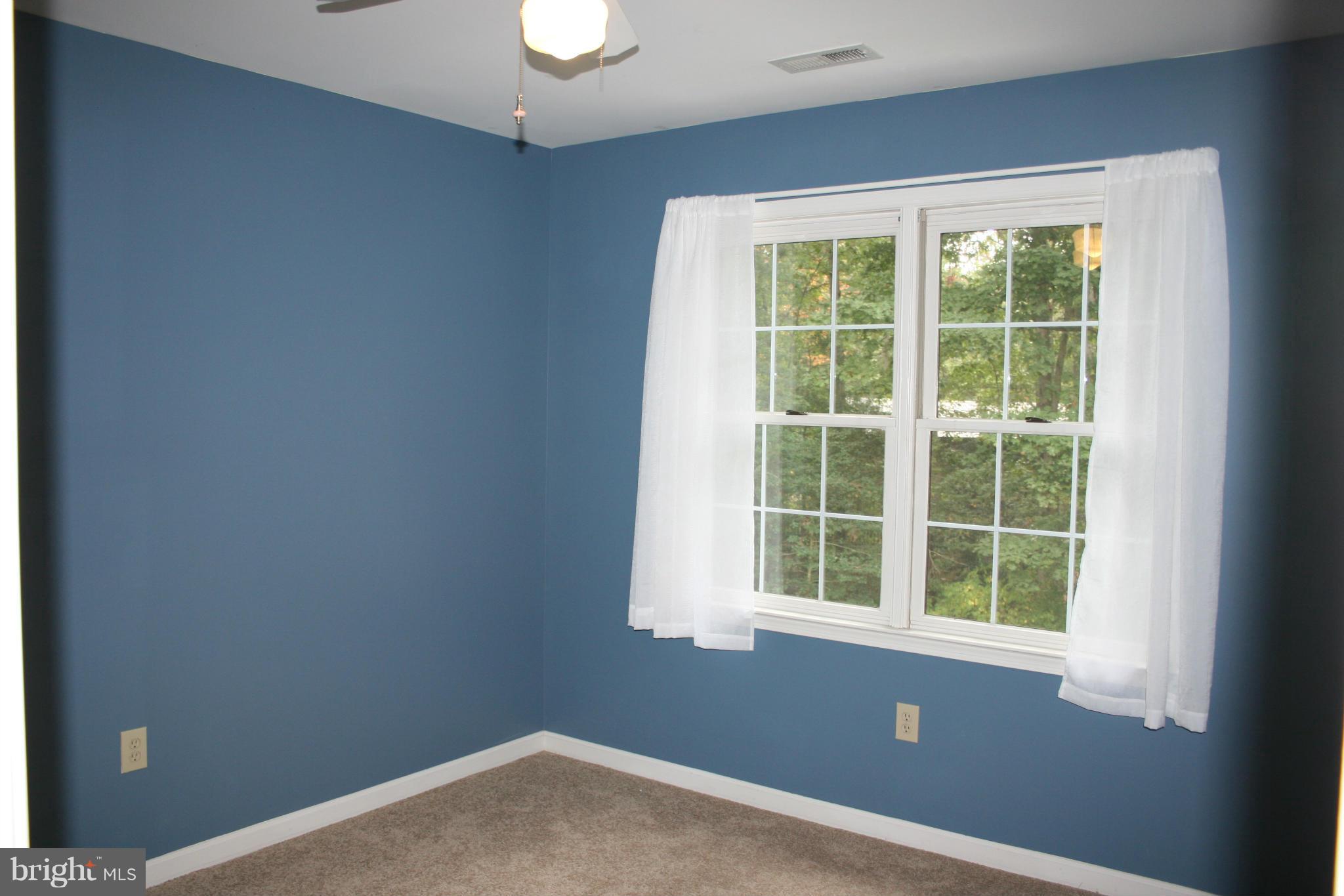 FOX POINT - Residential Lease