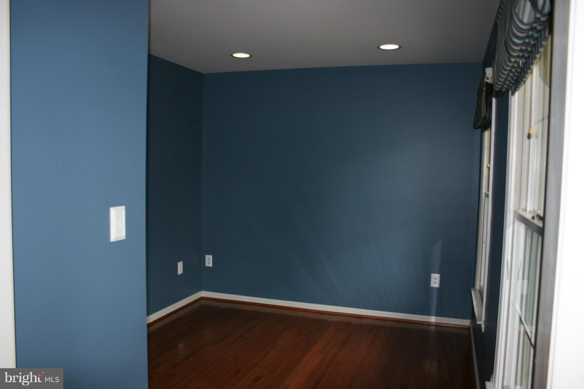 FOX POINT - Residential Lease