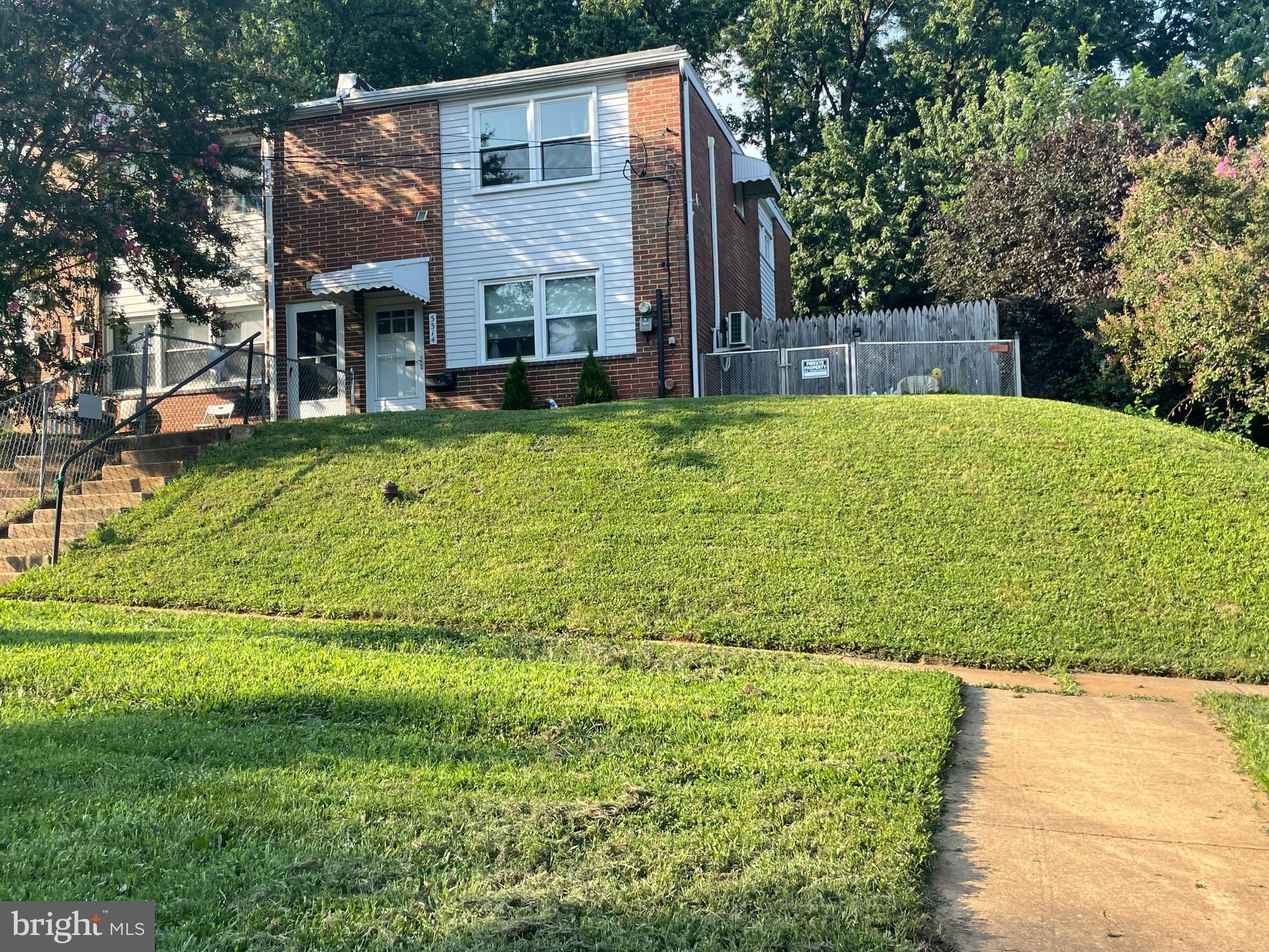 RIVERVIEW - Residential