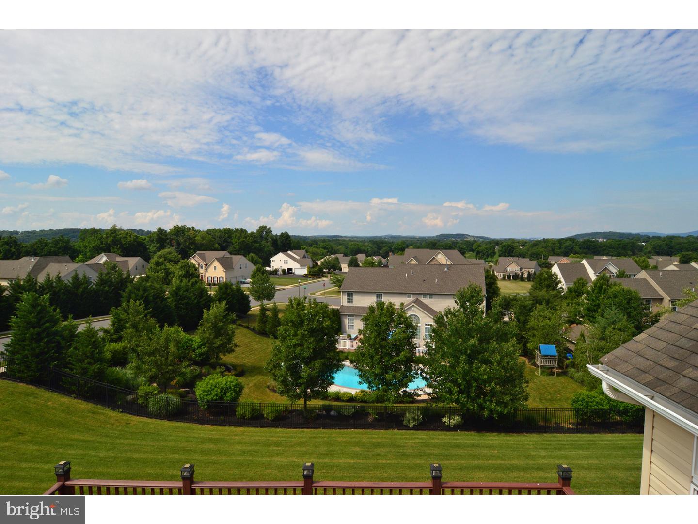 BROOKFIELD MANOR - Residential