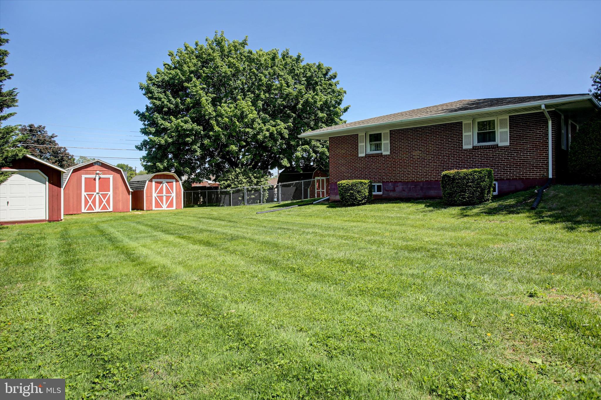 ORCHARD HILLS - Residential