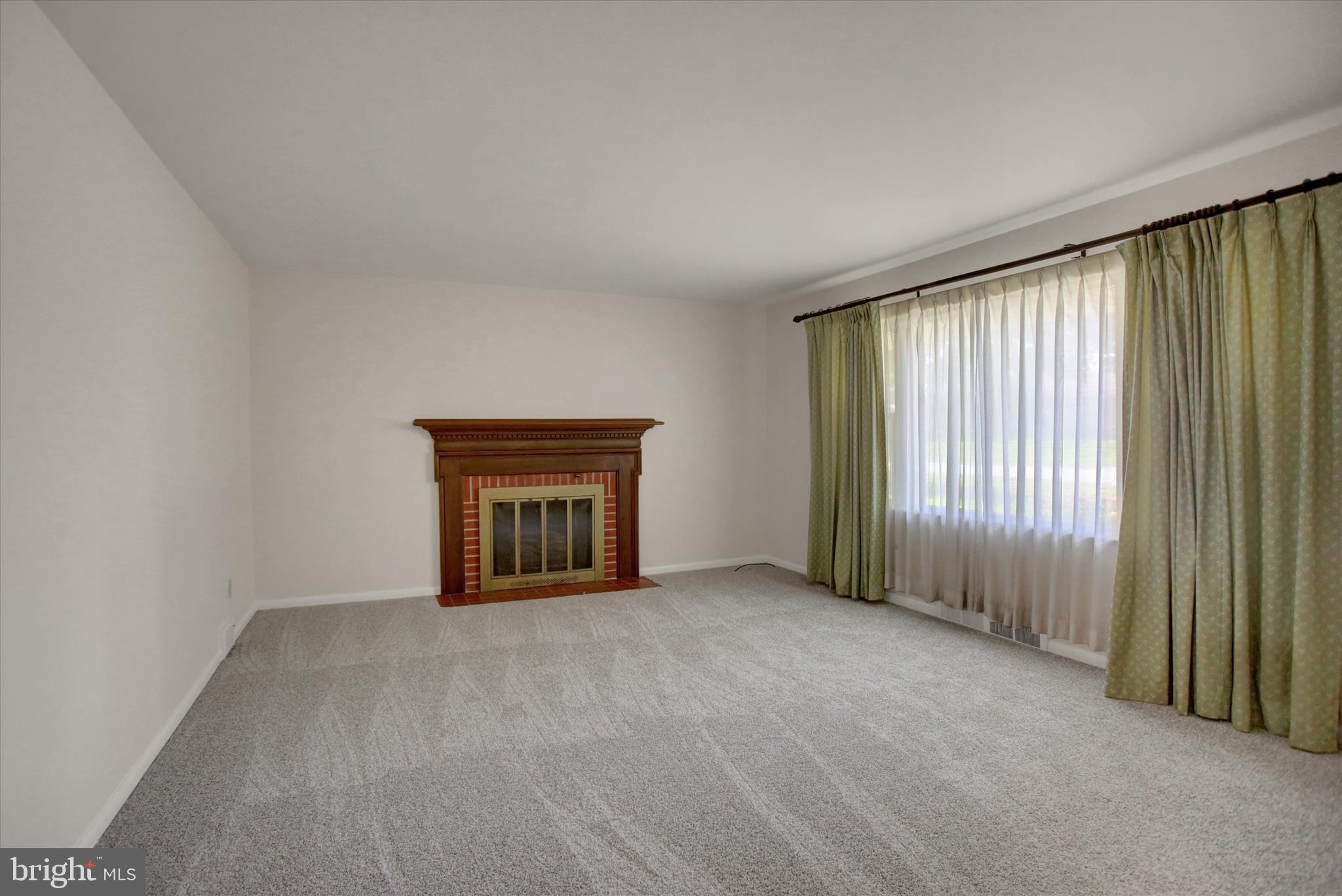 ORCHARD HILLS - Residential