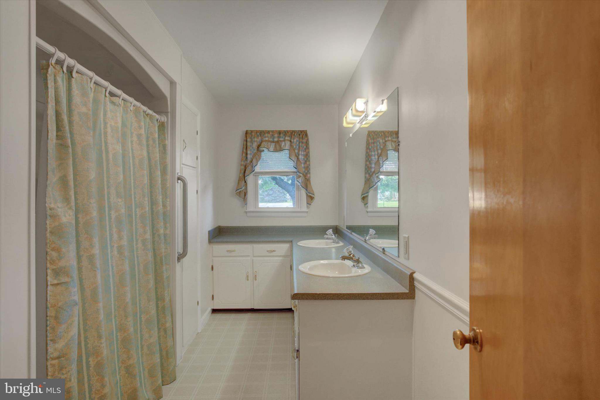 ORCHARD HILLS - Residential