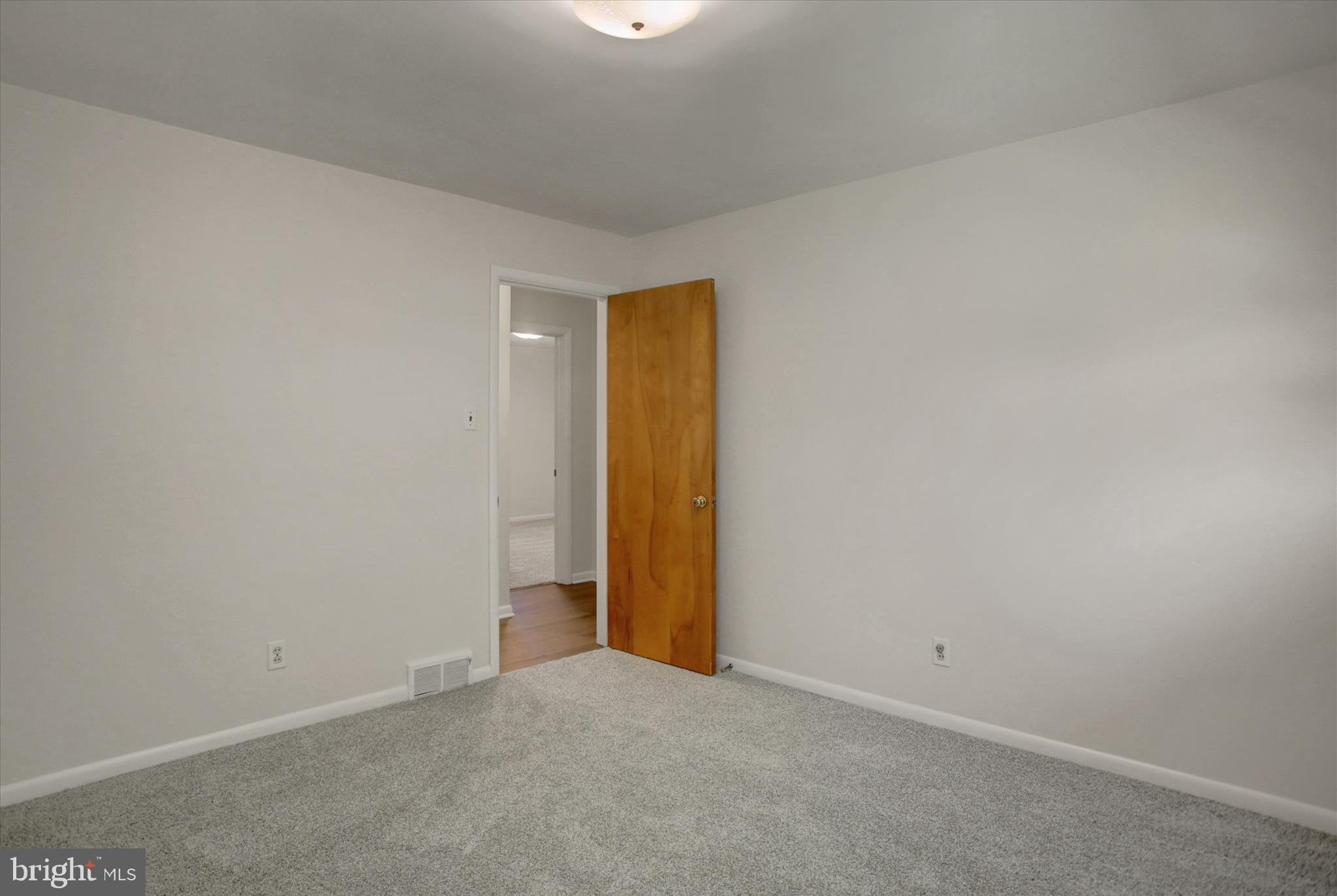 ORCHARD HILLS - Residential