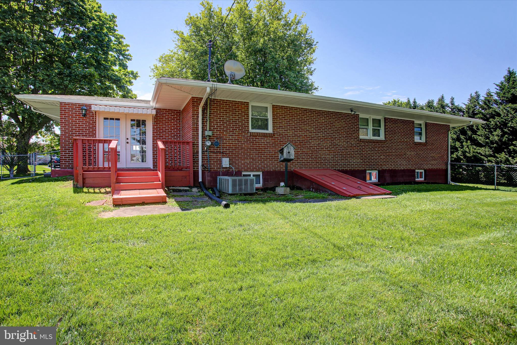 ORCHARD HILLS - Residential