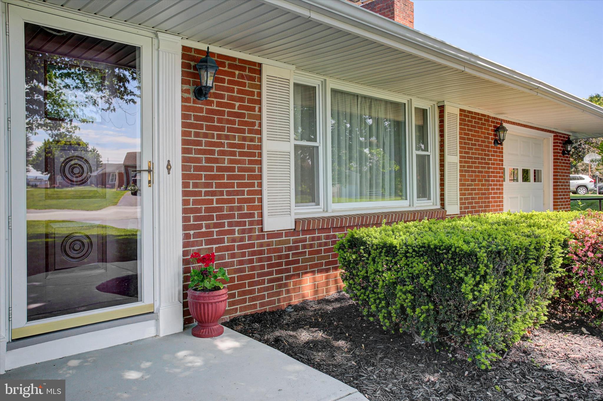 ORCHARD HILLS - Residential
