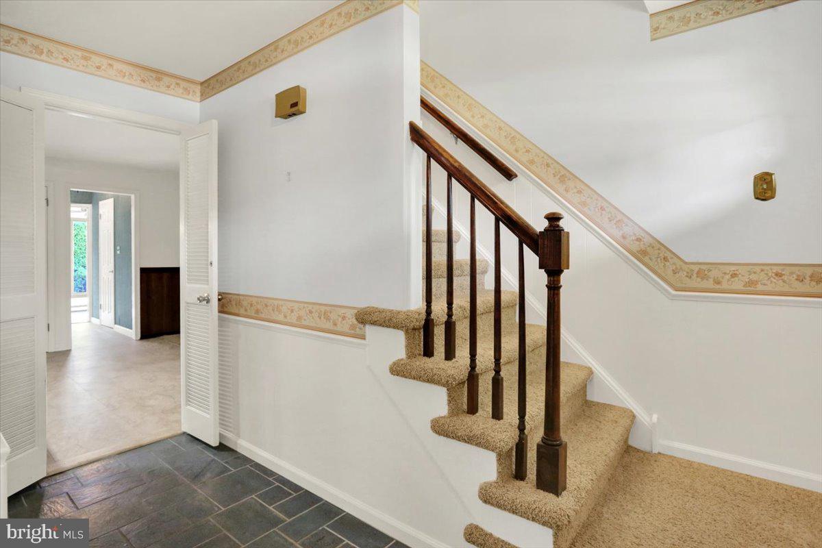 820 APPLE DRIVE