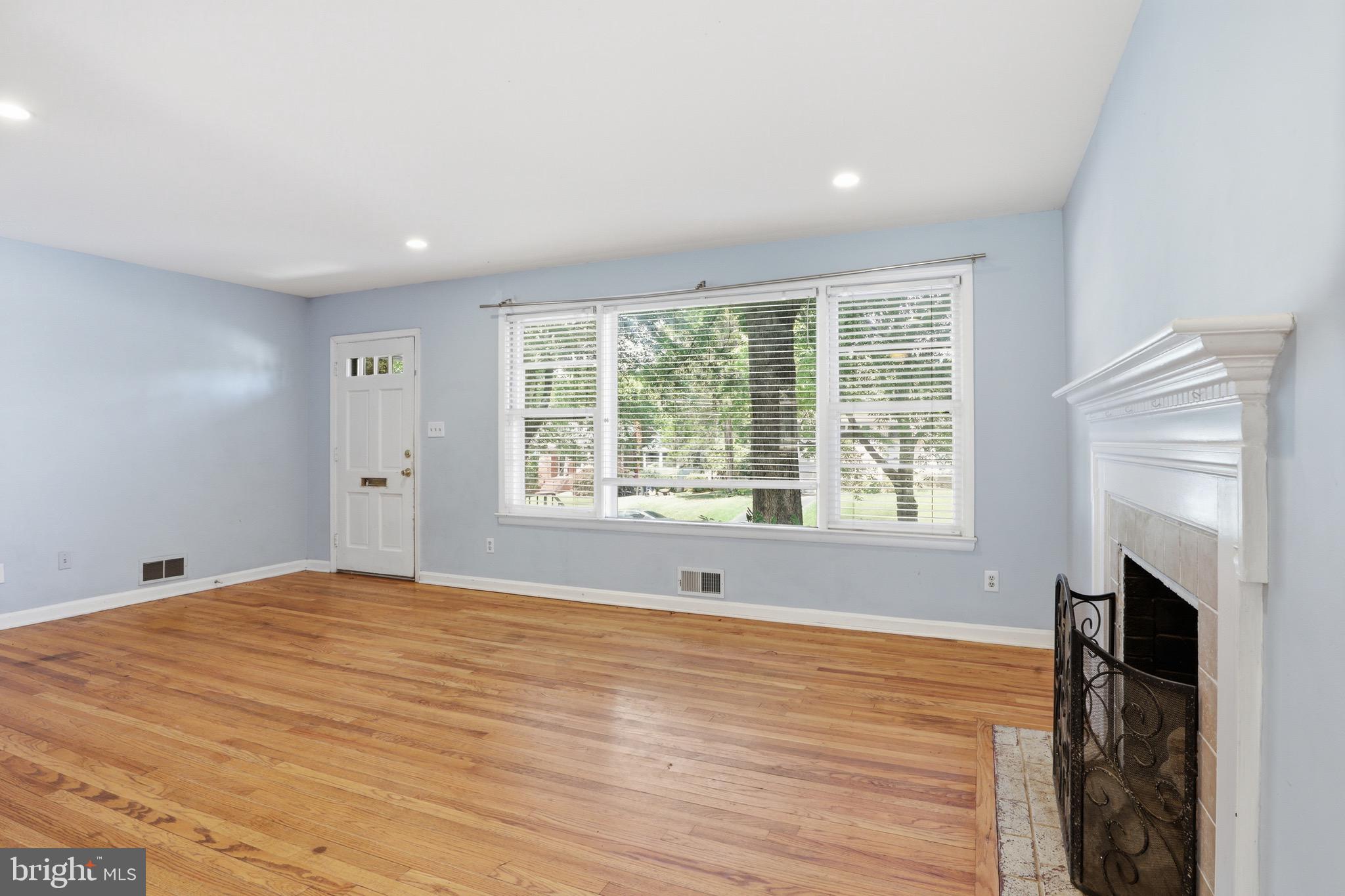 8403 FELTON LANE