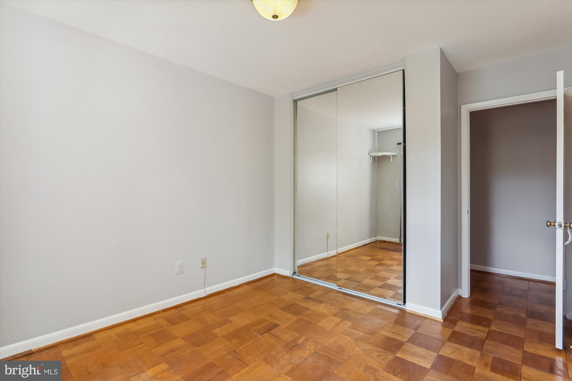 PARKSIDE CONDOMINIUMS - Residential Lease