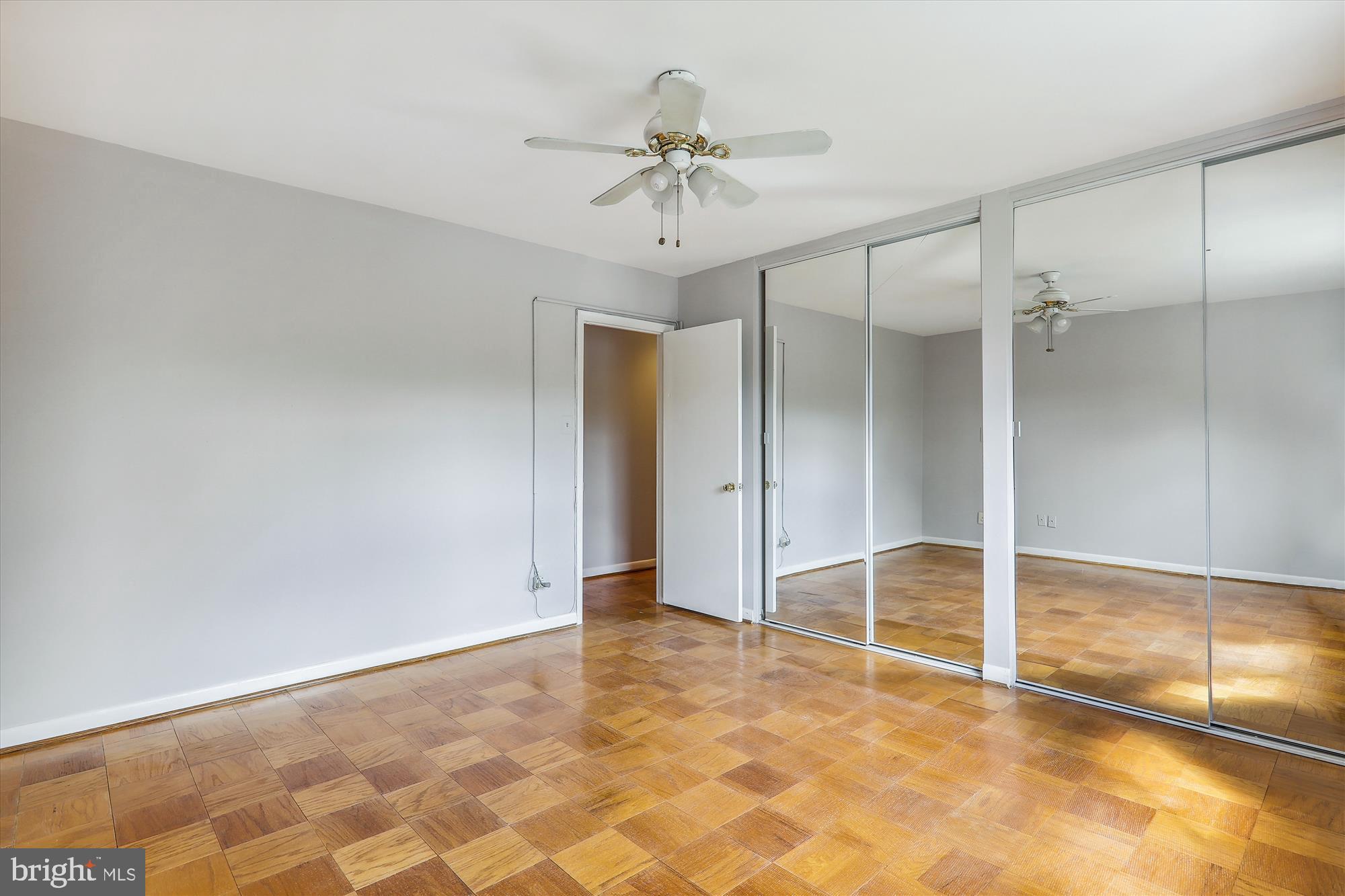 PARKSIDE CONDOMINIUMS - Residential Lease