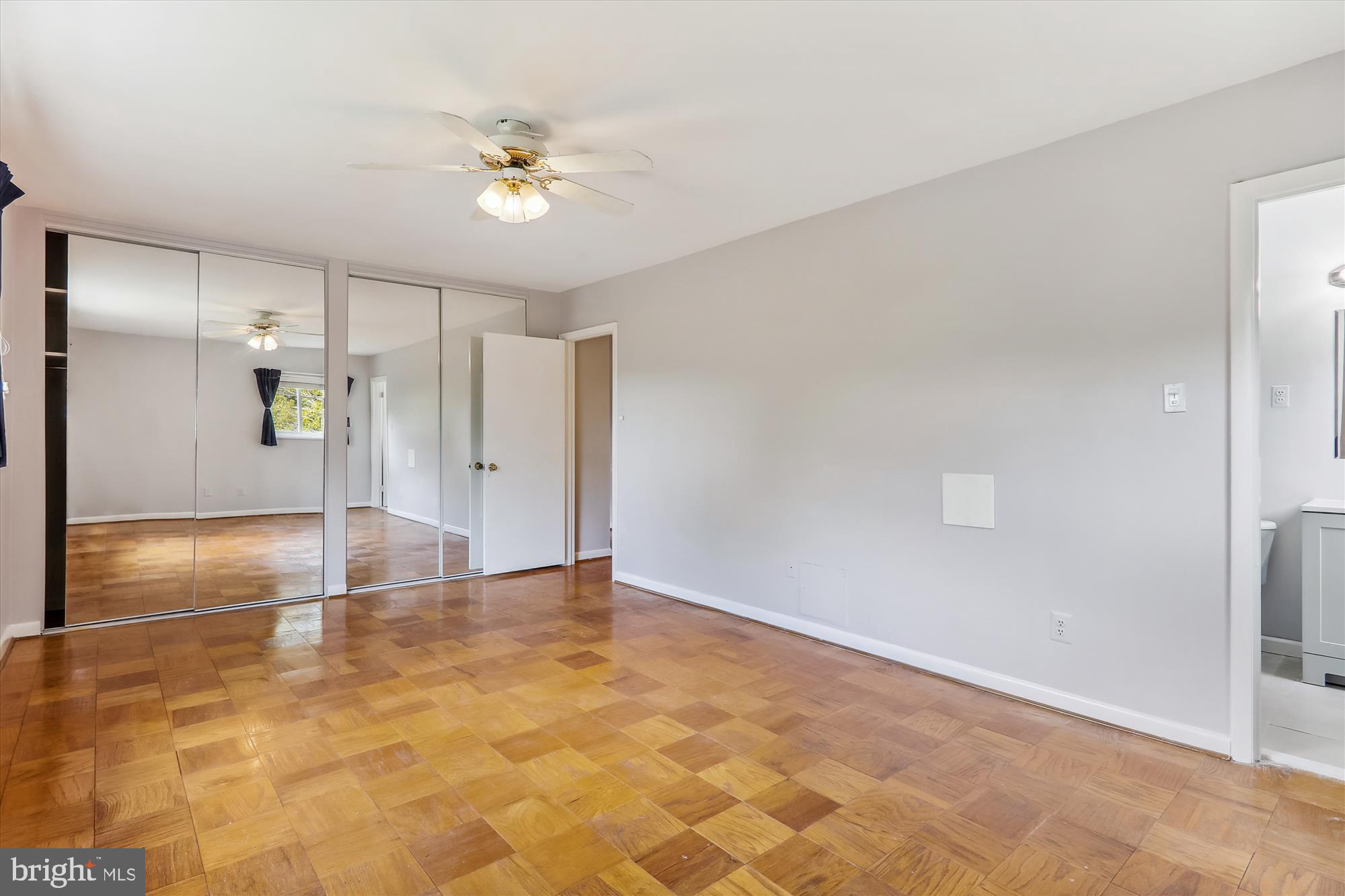 PARKSIDE CONDOMINIUMS - Residential Lease