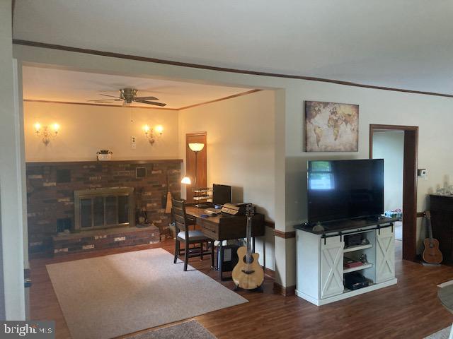 433 W 4TH STREET
