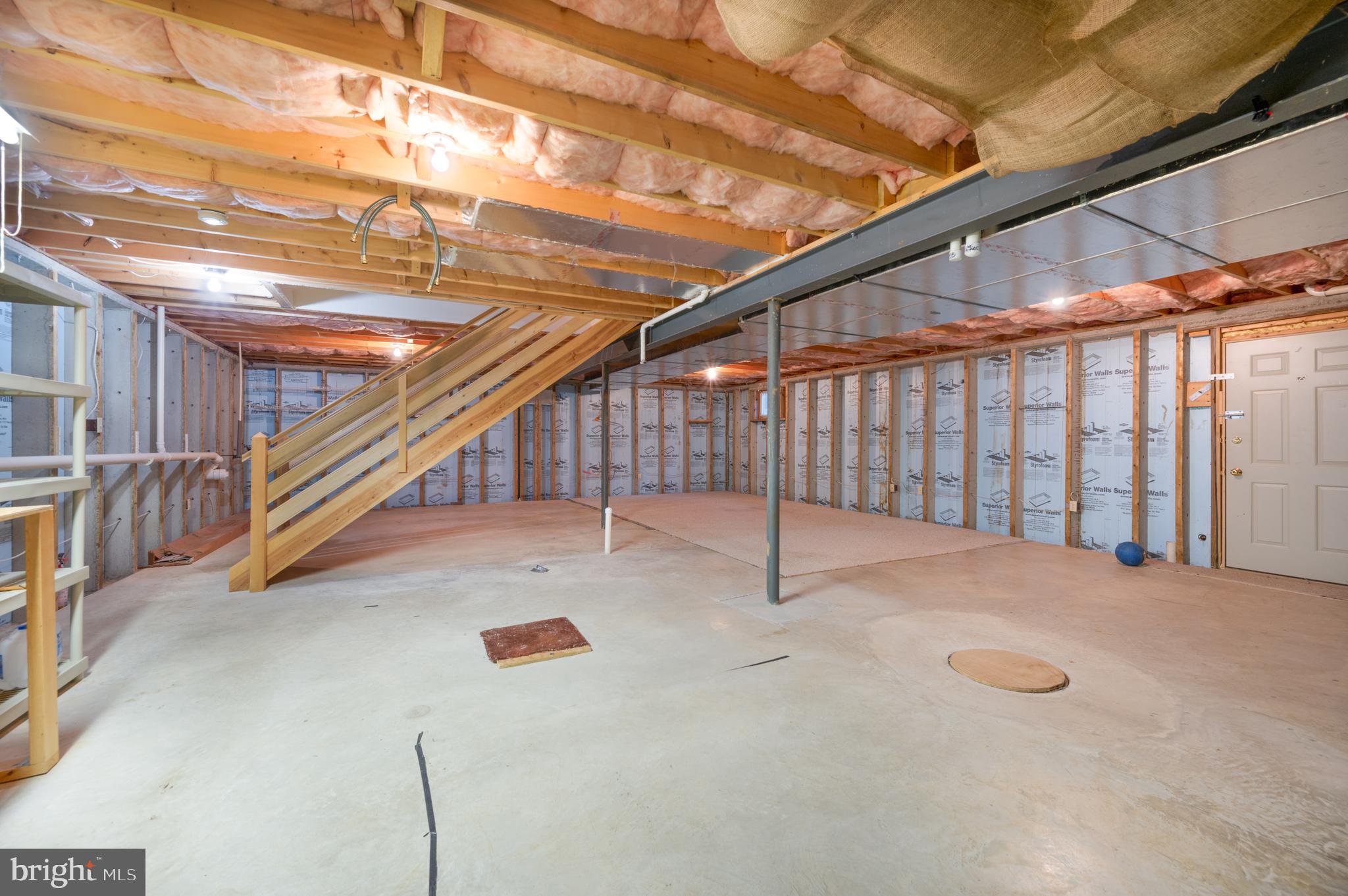 SOUTHPOINT COMMONS - Residential