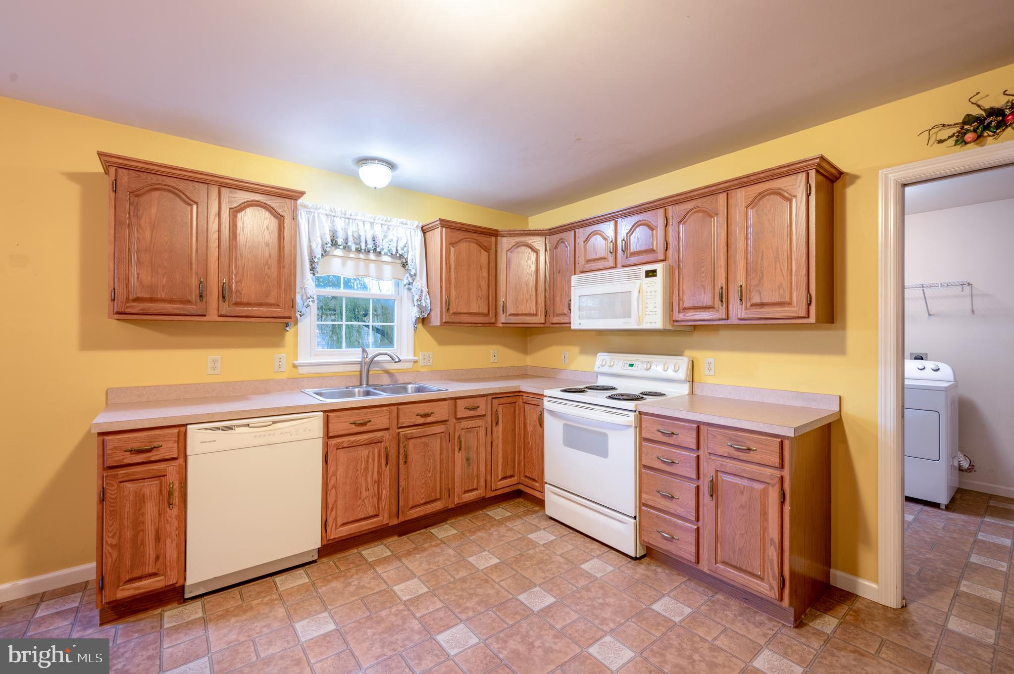 SOUTHPOINT COMMONS - Residential