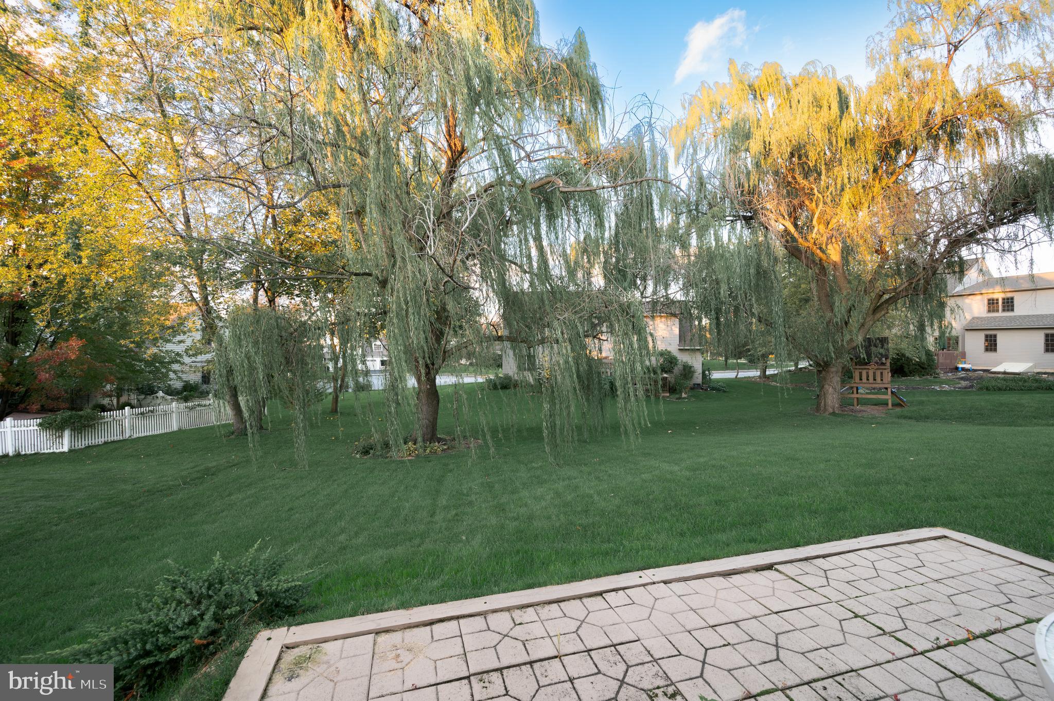 SOUTHPOINT COMMONS - Residential