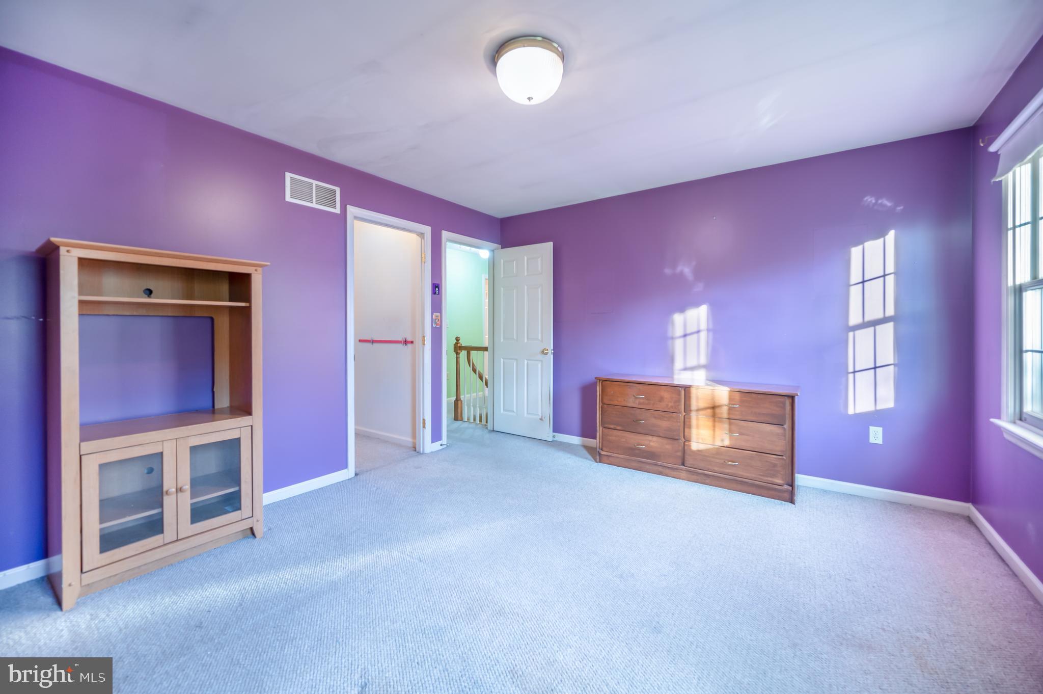 SOUTHPOINT COMMONS - Residential