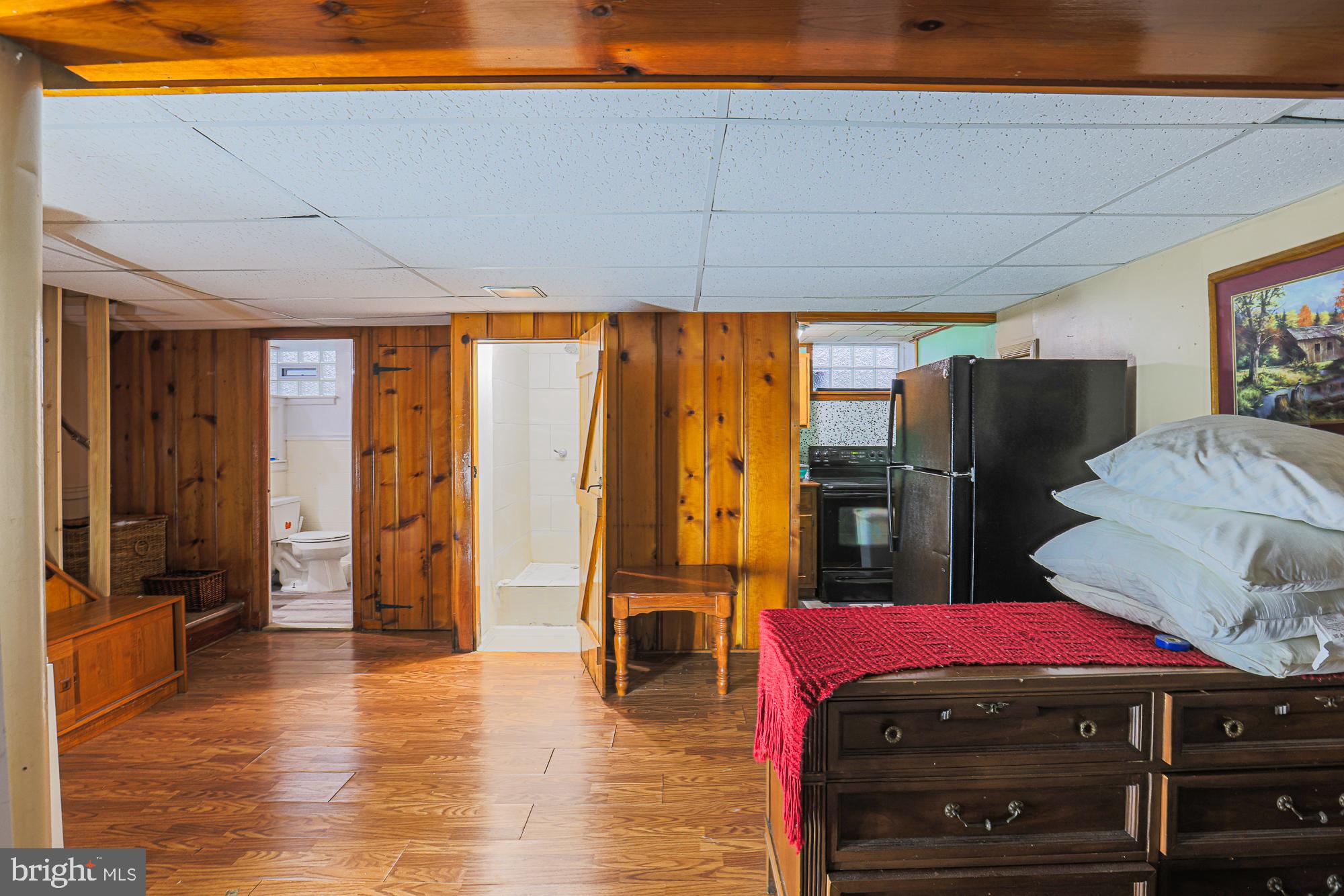 NORTHWOOD - Residential