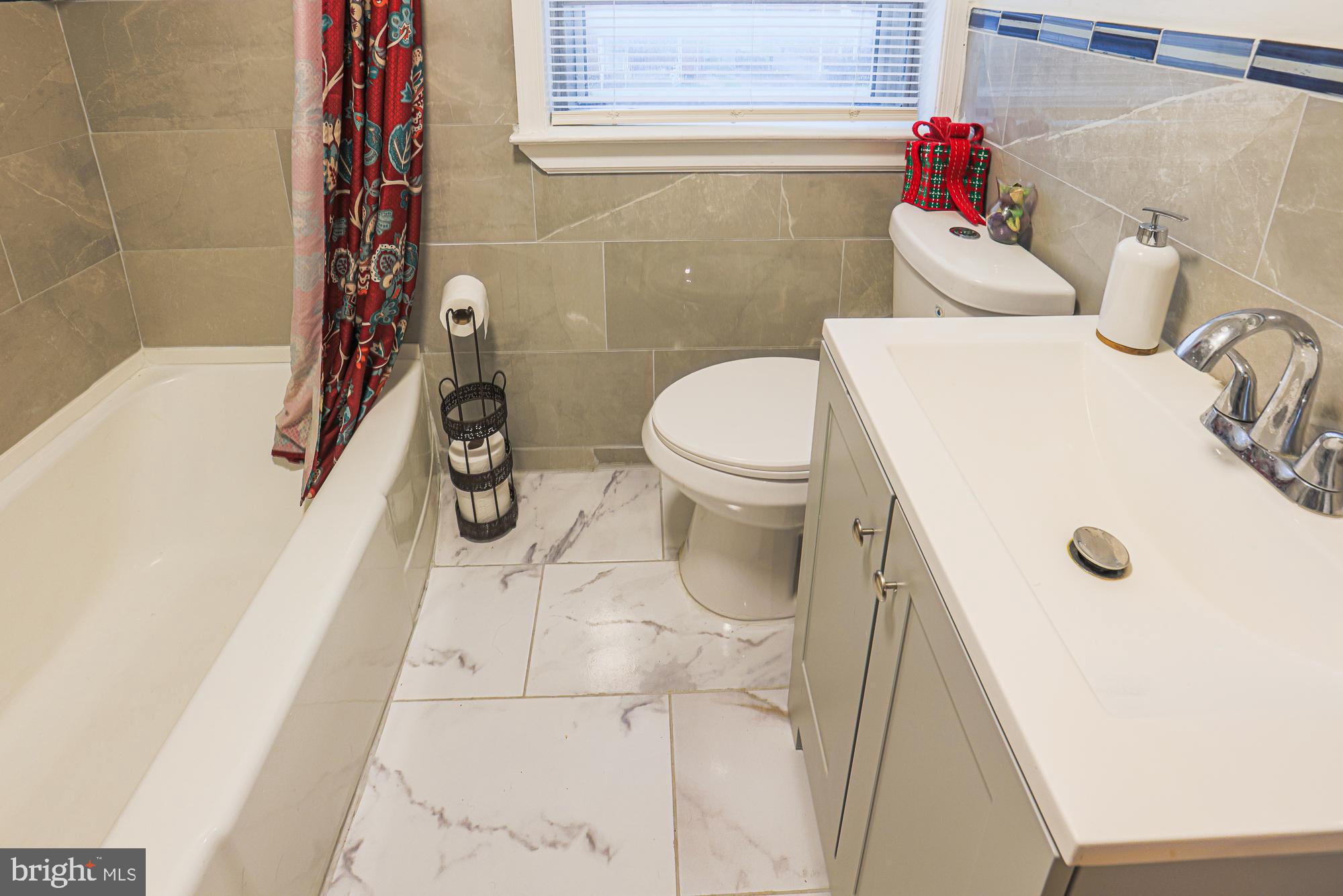 NORTHWOOD - Residential