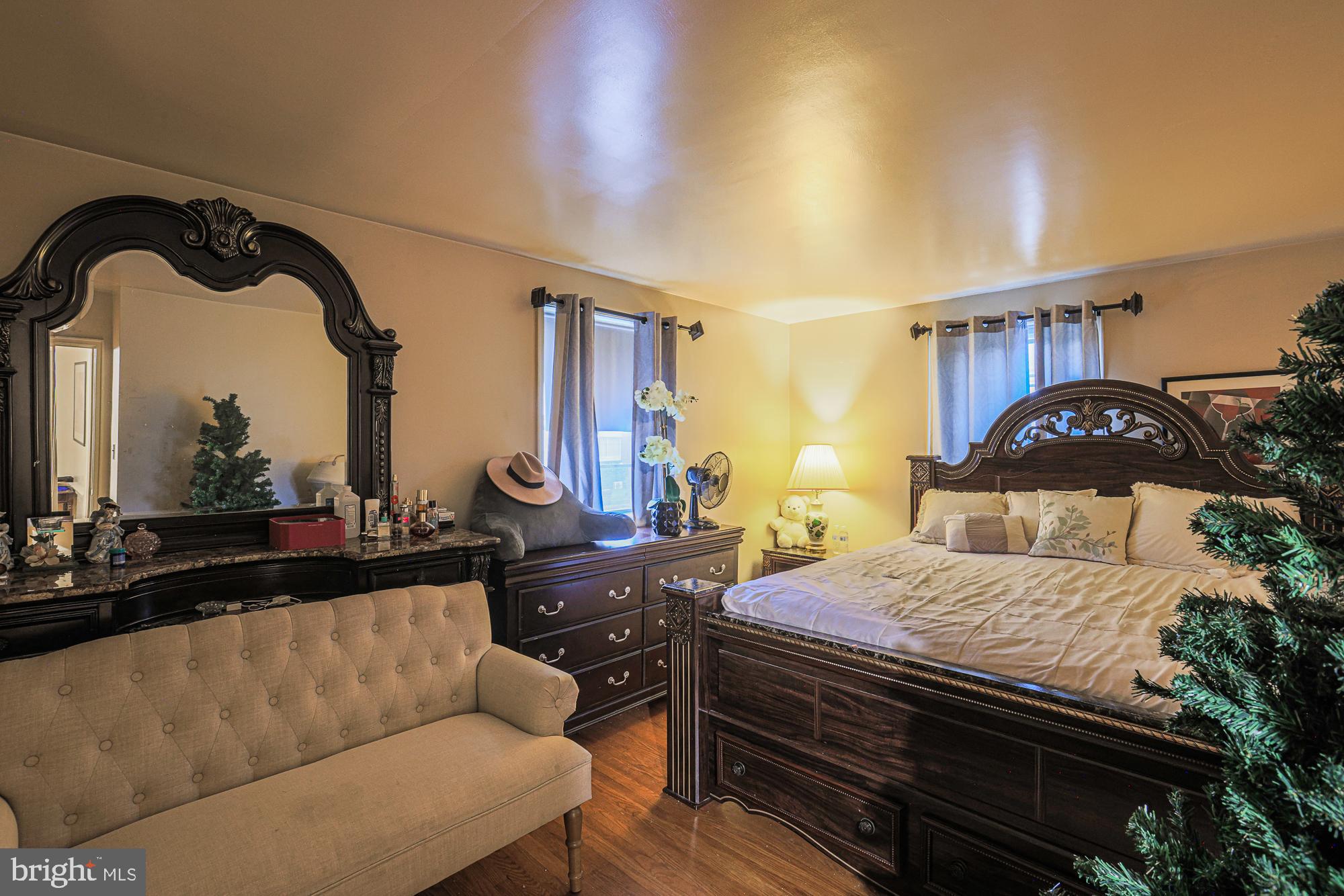 NORTHWOOD - Residential