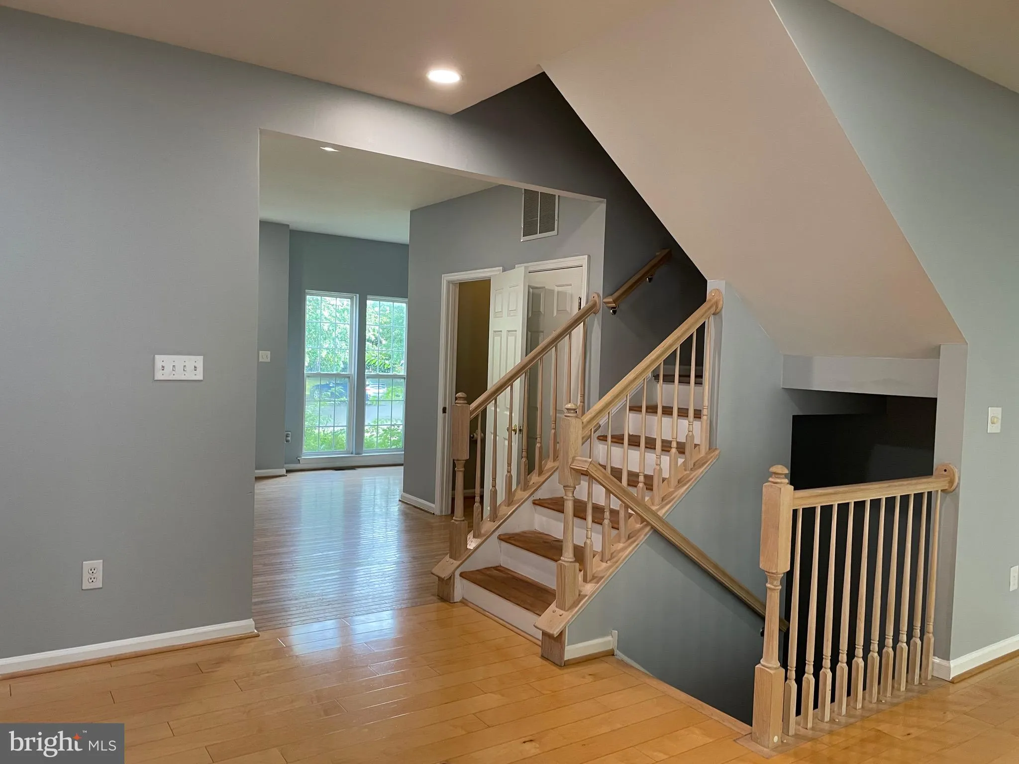 Cherry Hill, New Jersey 08003, United States, 3 Bedrooms Bedrooms, ,3 BathroomsBathrooms,Residential,Pending,235731