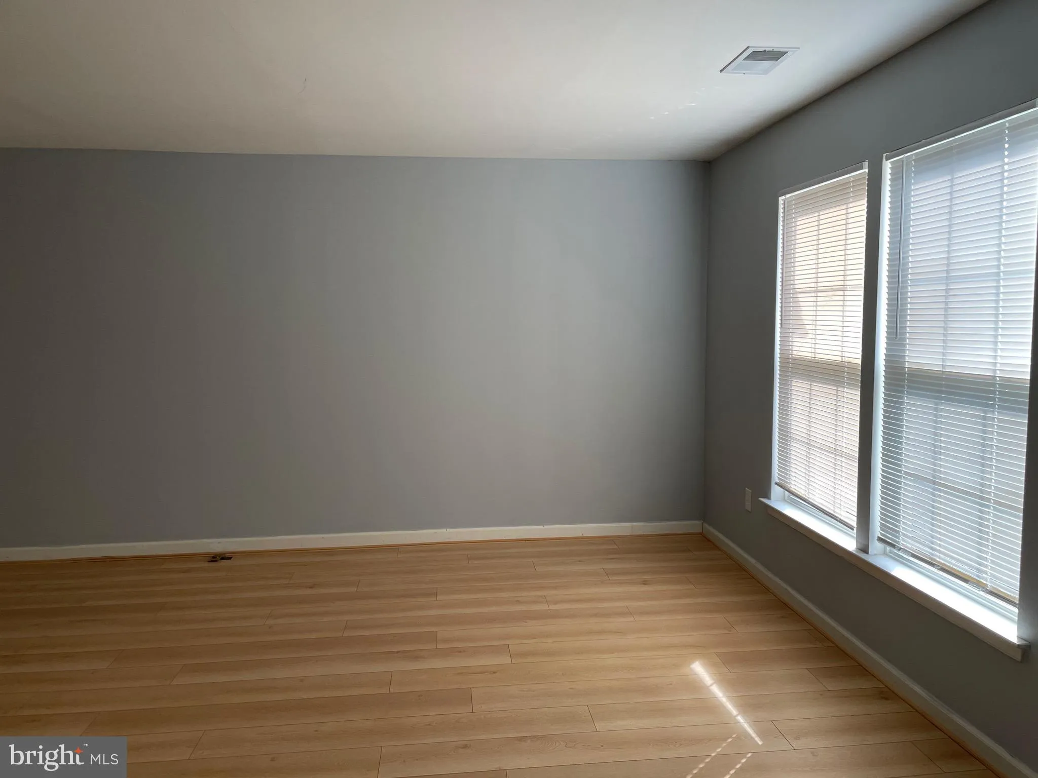 Cherry Hill, New Jersey 08003, United States, 3 Bedrooms Bedrooms, ,3 BathroomsBathrooms,Residential,Pending,235731