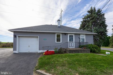 Photo of 68 Horseshoe Rd, LEOLA, PA 17540 (MLS # PALA2077816)