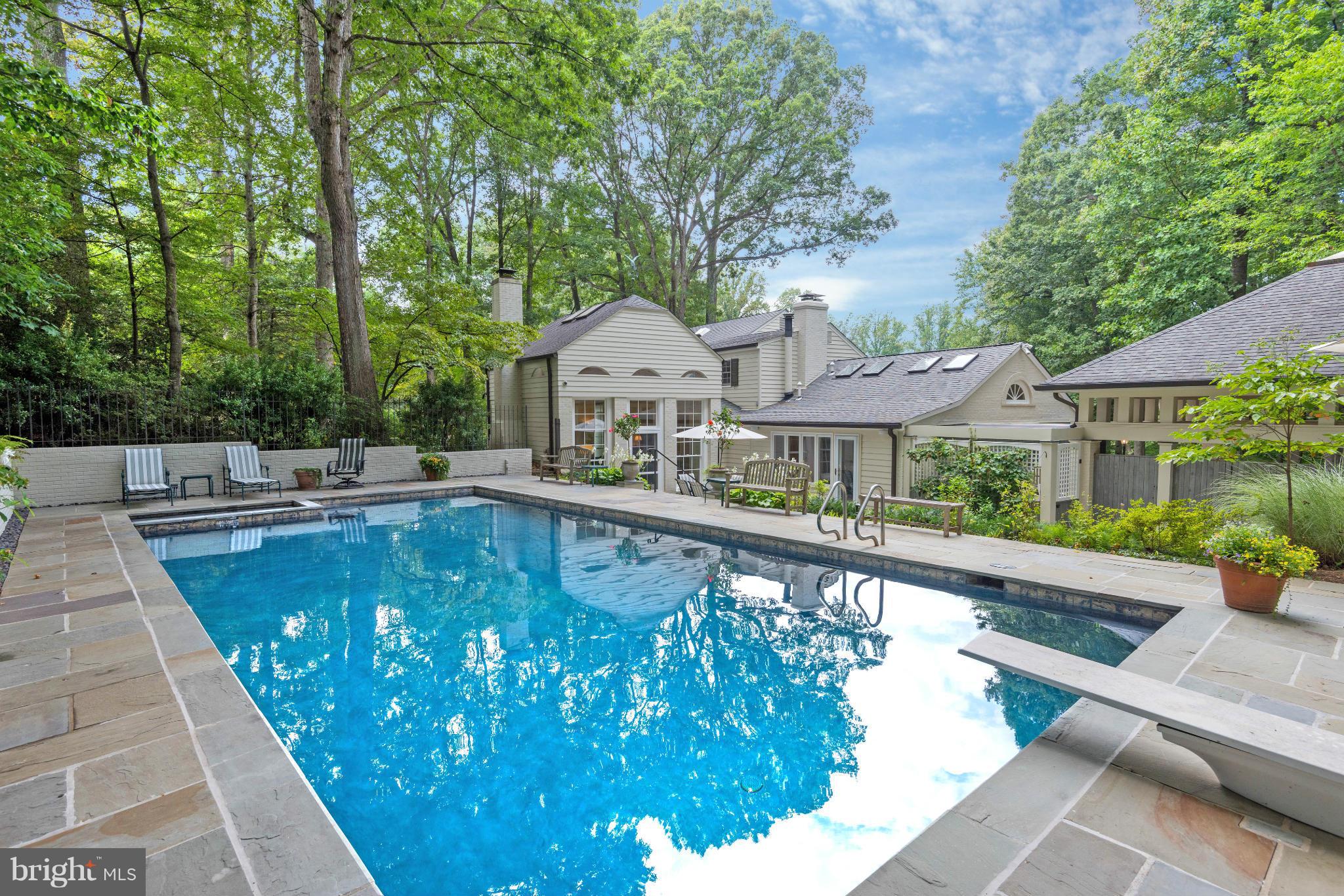 OLD GEORGETOWN ESTATES - Residential